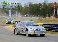 Kliknutím zvětšíte ME 2010 - Francie (FR) - Kerlabo (sobota)