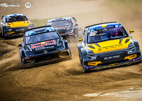 Kliknutím zvětšíte 206a1790