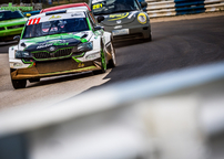 Kliknutím zvětšíte 206a2201