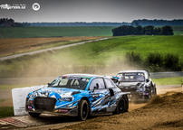 Kliknutím zvětšíte 206a2392