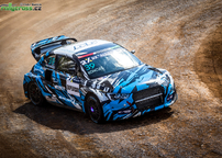 Kliknutím zvětšíte 206a2452