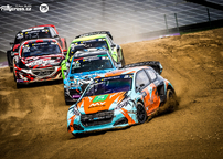 Kliknutím zvětšíte 206a2498