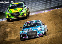 Kliknutím zvětšíte 206a2510