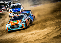 Kliknutím zvětšíte 206a2614