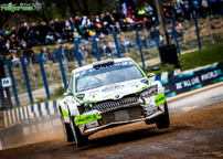 Kliknutím zvětšíte 206a2656