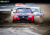 Kliknutím zvětšíte 206a3851