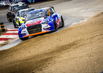 Kliknutím zvětšíte 206a4548