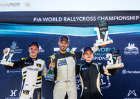 Kliknutím zvětšíte 206a5438