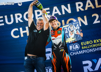 Kliknutím zvětšíte 206a5444