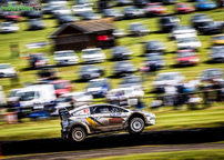 Kliknutím zvětšíte 206a8674