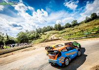 Kliknutím zvětšíte 5d3l5103