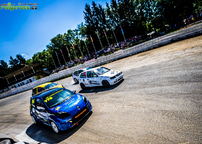 Kliknutím zvětšíte fp0r0474