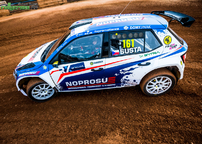 Kliknutím zvětšíte fp0r6969