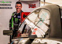 Kliknutím zvětšíte img_0877