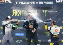 press_2019_07_can_podium_-502