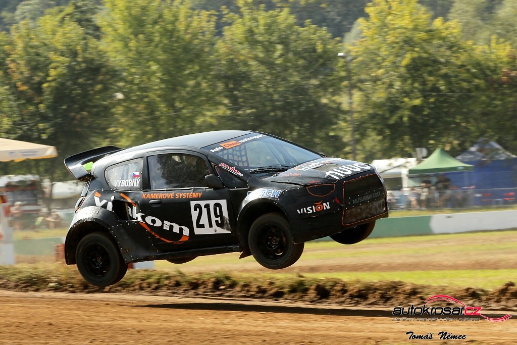Rallycrossový pohled do autokrosu