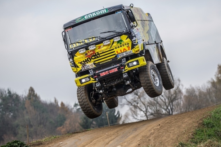 Jarní Setkání mistrů volantu – Dakar show