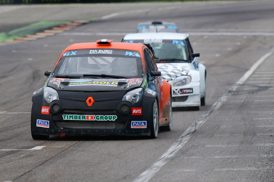 Zůstane Baumanis v divizi Super Car?