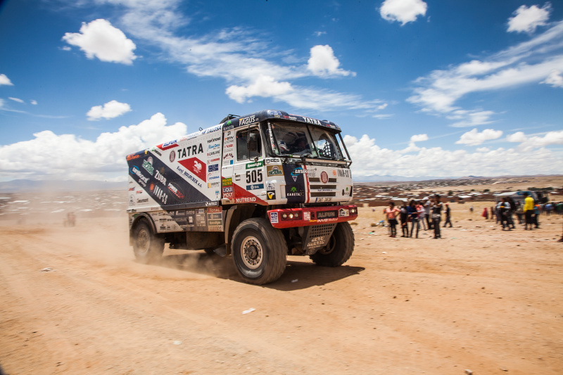 Kamiony, motorky a auta na Dakar Setkání v Sosnové