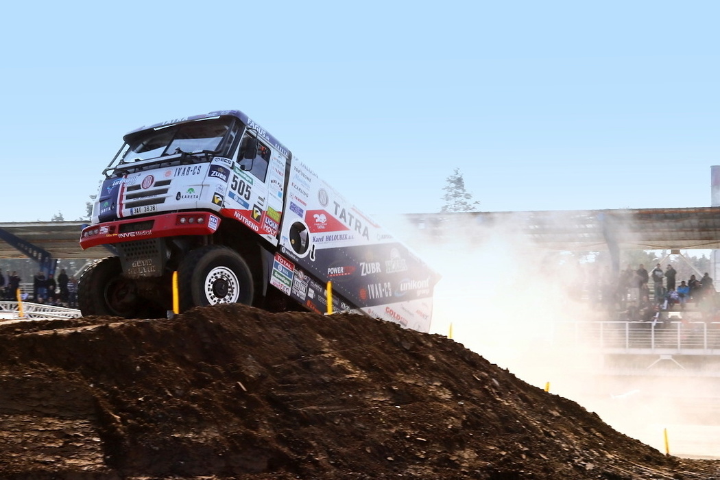 Dakar přilákal do Sosnové tisíce diváků
