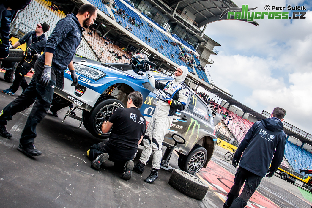 První metry na Hockenheimu
