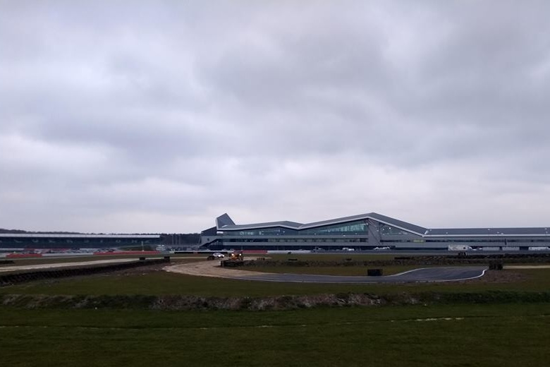 Silverstone - první pohled na trať