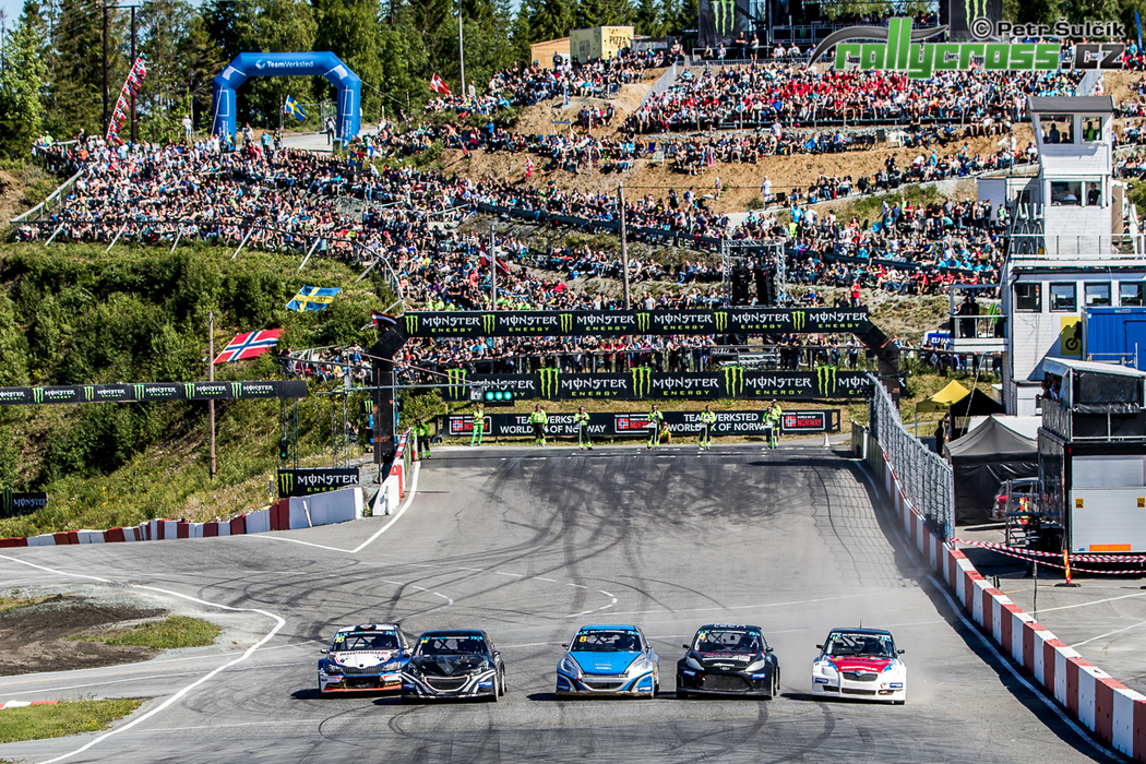 Čeští jezdci před Francií