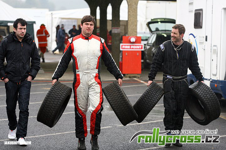 Liam Doran dnes těžce havaroval v anglickém Lydden Hillu