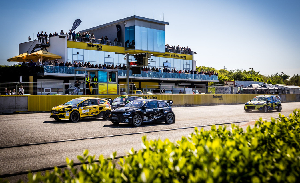 Česk&yacute; &scaron;ampion&aacute;t startuje v Melku! 