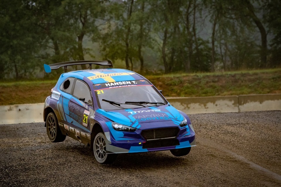 Vítězi TitansRX ve Fuglau Toomas Heikkinen a Timmy Hansen