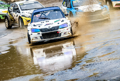Jan Ratajský vylepšuje vůz Škoda Fabia Mk3