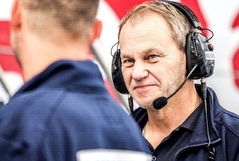 Kenneth Hansen: 