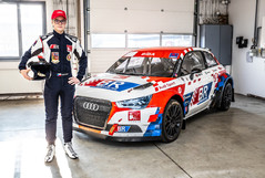 Libor Teješ představil nový vůz Audi A1 Super 1600