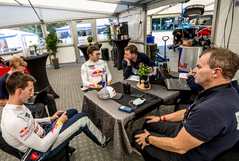 Otázky a odpovědi: Hansen World RX