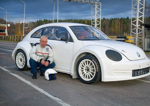 Do MS míří vůz VW Beetle