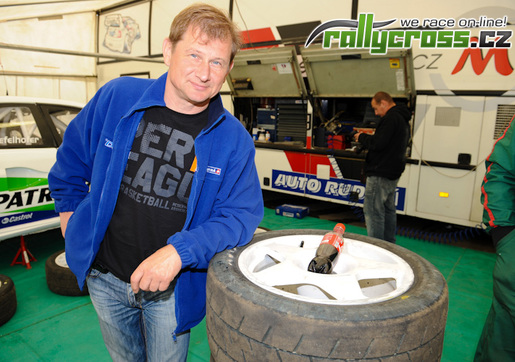 Pavel Koutný v Sedlčanech s Kartcrossem