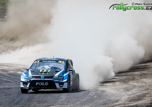 Solberg vede v Anglii
