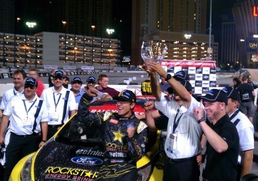 Tanner Foust letošním šampionem GRC (+ přidáno video z hořícího vozu Kena Blocka)