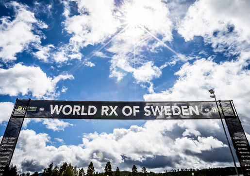 Höljes také letos bez diváků!