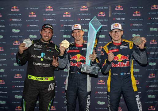 Timmy Hansen vyhrál první závod Nitro Rallycross!