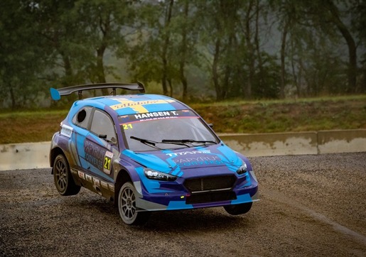 Vítězi TitansRX ve Fuglau Toomas Heikkinen a Timmy Hansen